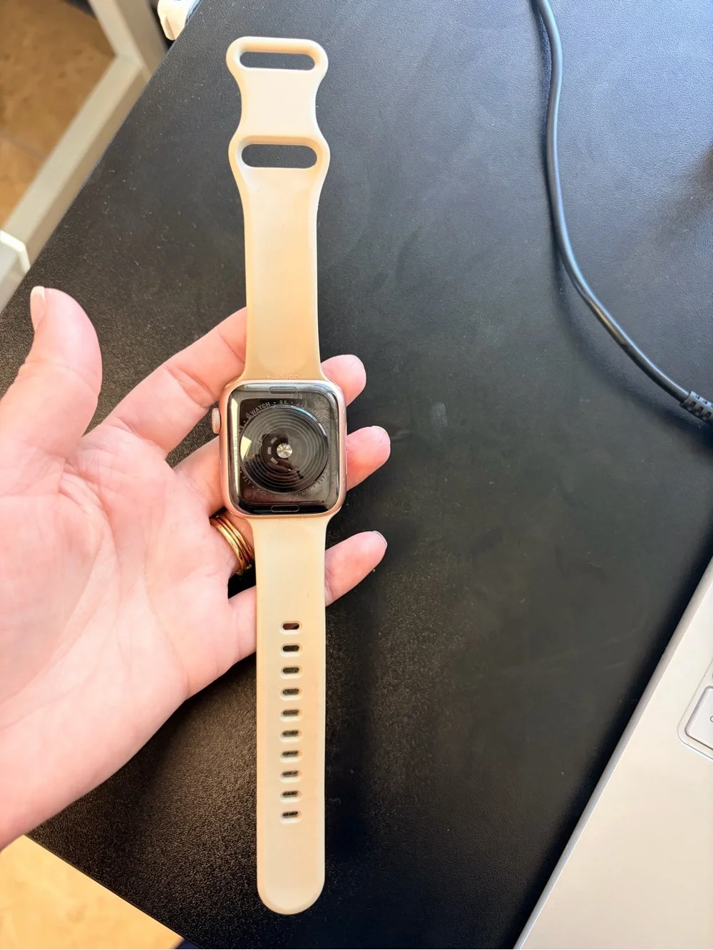 Apple Watch SE 40 mm GPS Rose Gold